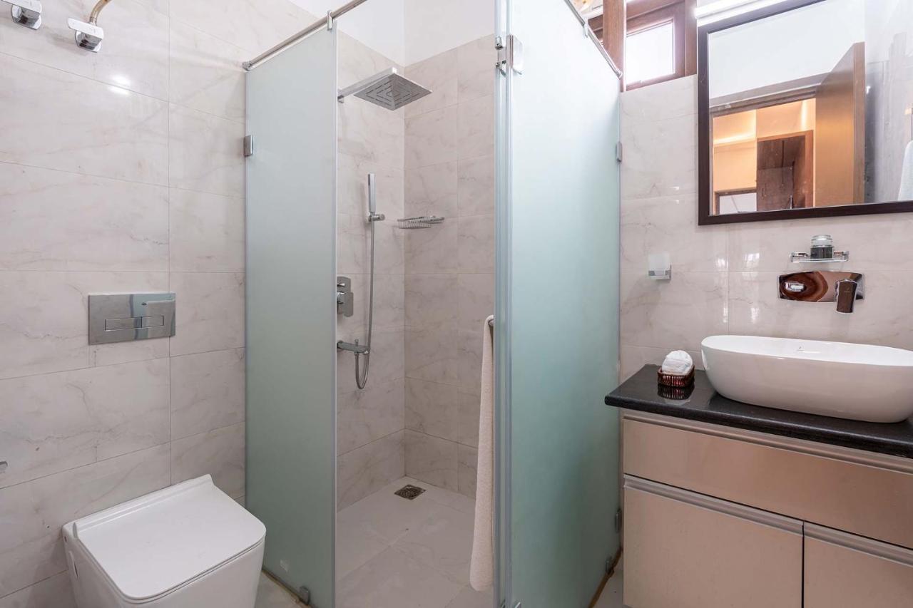 Brookvale Manor By Stayvista - Private Pool Haven With Endless Views & Indoor Fun Sohna Esterno foto